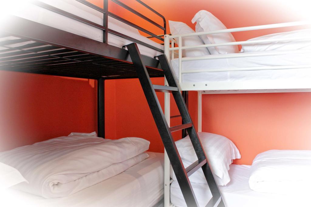 Lumely Fee Bunkhouse Aparthotel Kendal Exterior photo
